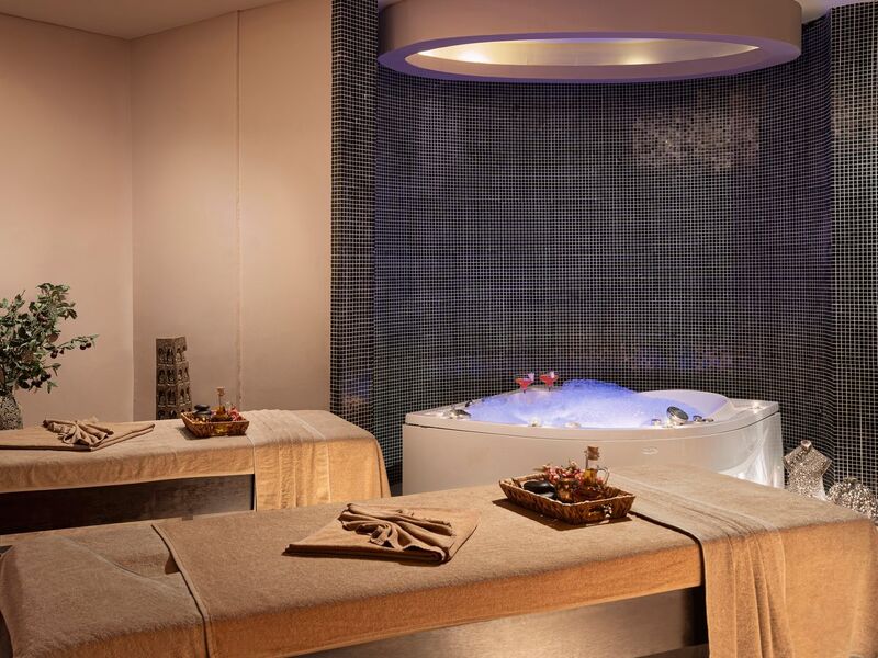 Kaya Artemis Resort & Casino