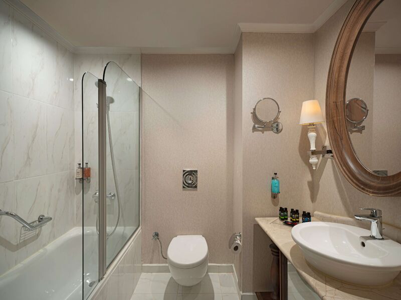 Kaya Artemis Resort & Casino