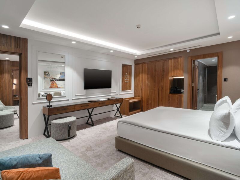 Grand Sapphire Resort Hotel