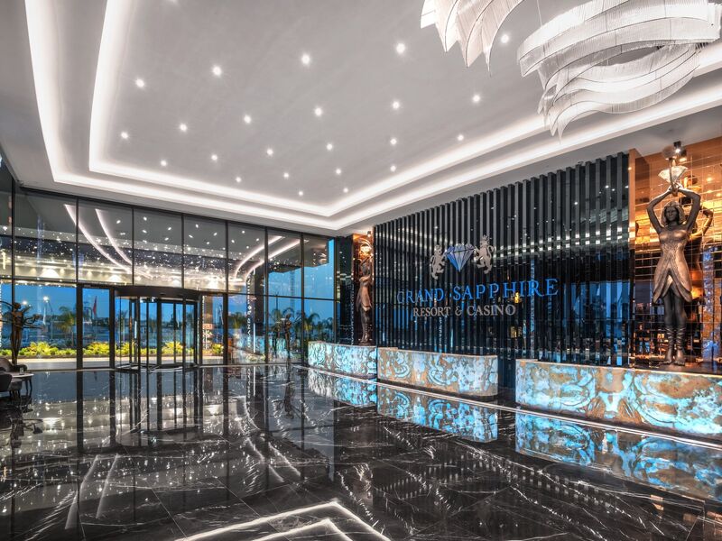 Grand Sapphire Resort Hotel