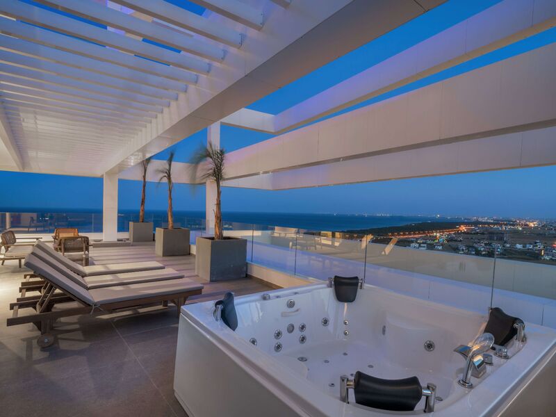Grand Sapphire Resort Hotel