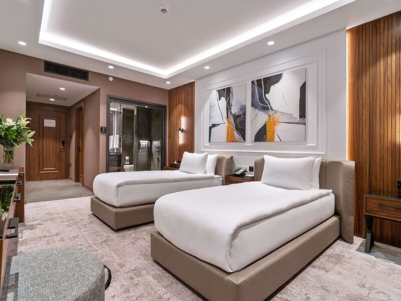 Grand Sapphire Resort Hotel