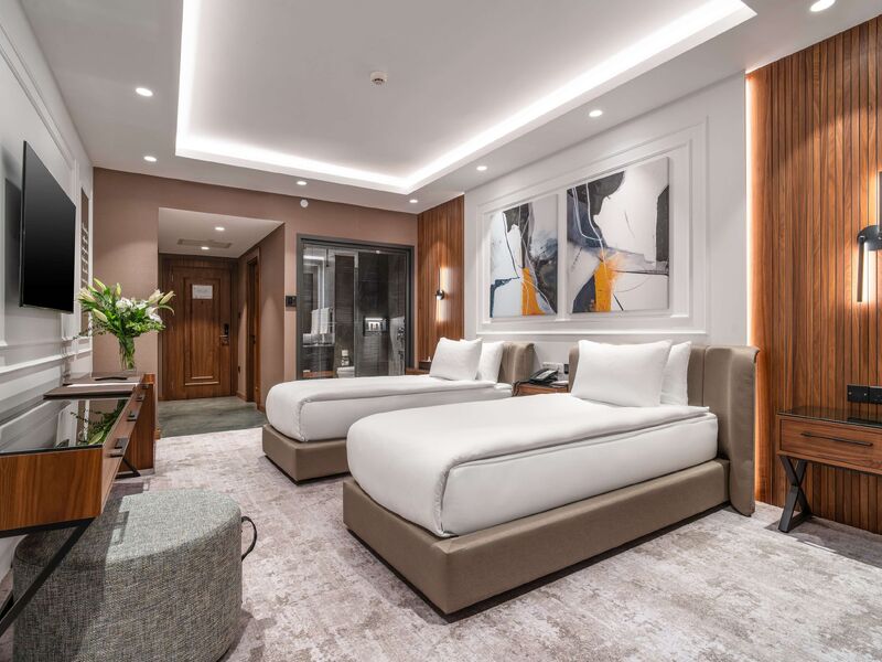 Grand Sapphire Resort Hotel