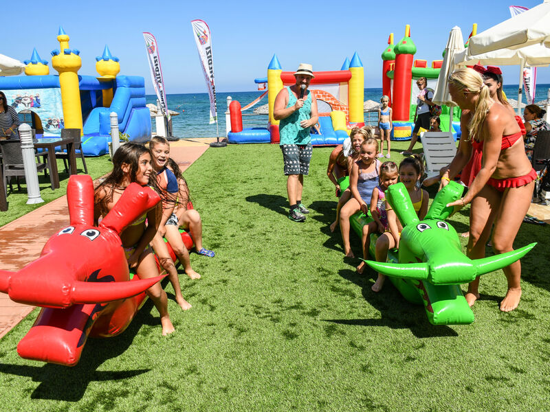 Mimoza Beach Hotel
