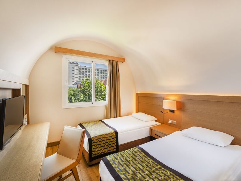 Salamis Bay Conti Resort Hotel