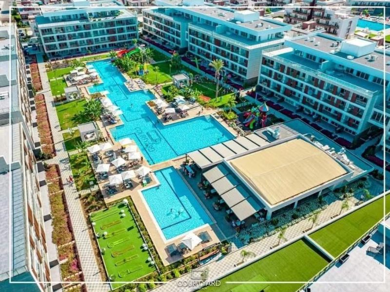 Courtyard Long Beach Holiday Resort