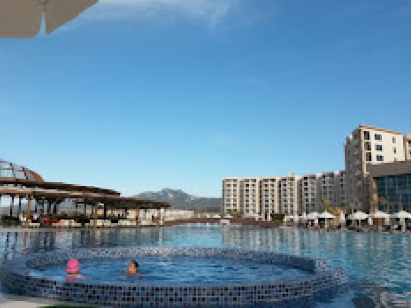 Elexus Resort and SPA Hotel