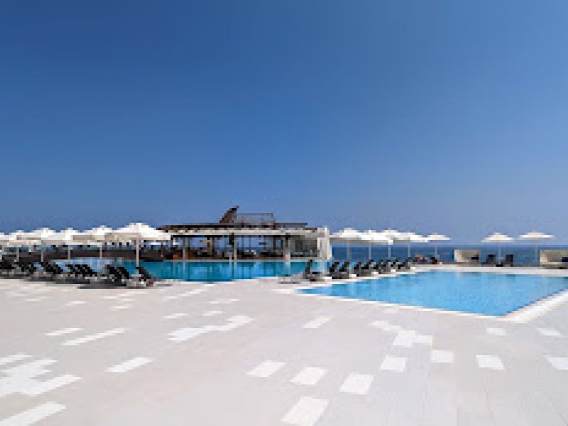 Elexus Resort and SPA Hotel