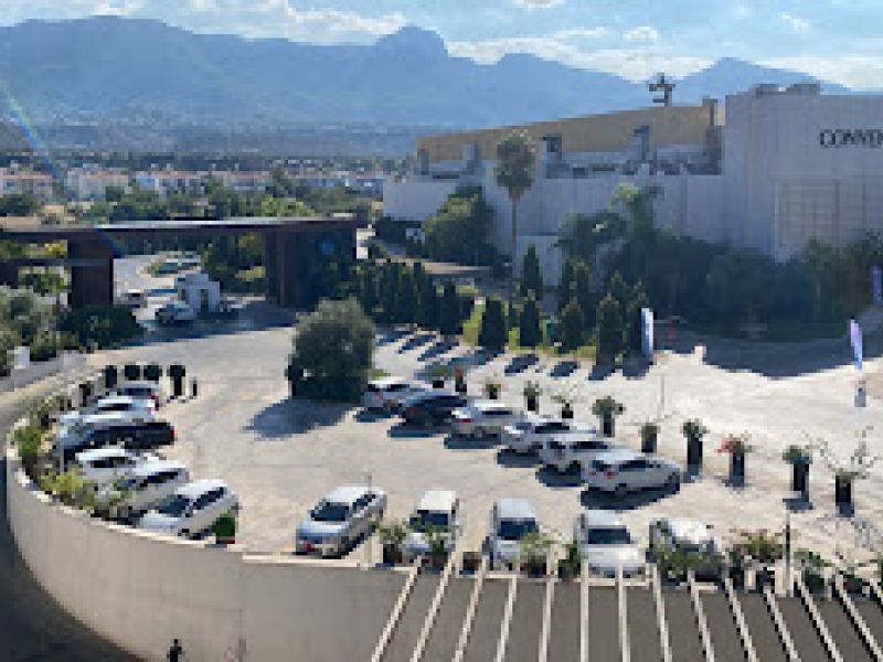 Elexus Resort and SPA Hotel