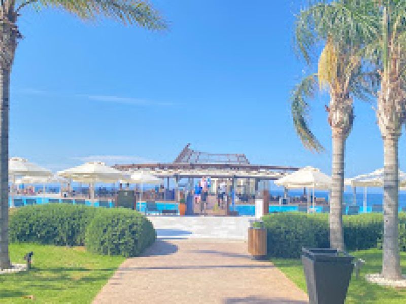 Elexus Resort and SPA Hotel