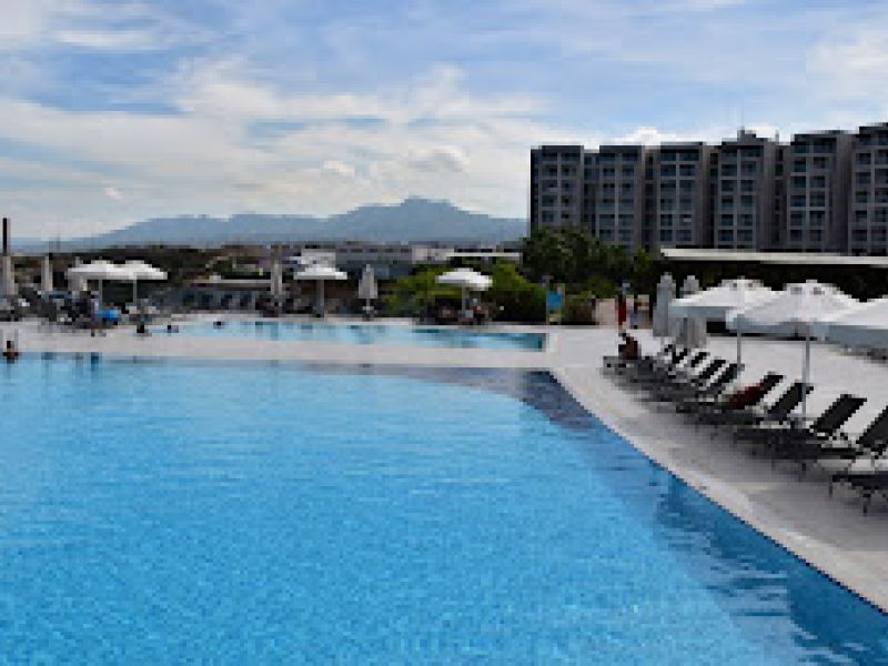 Elexus Resort and SPA Hotel