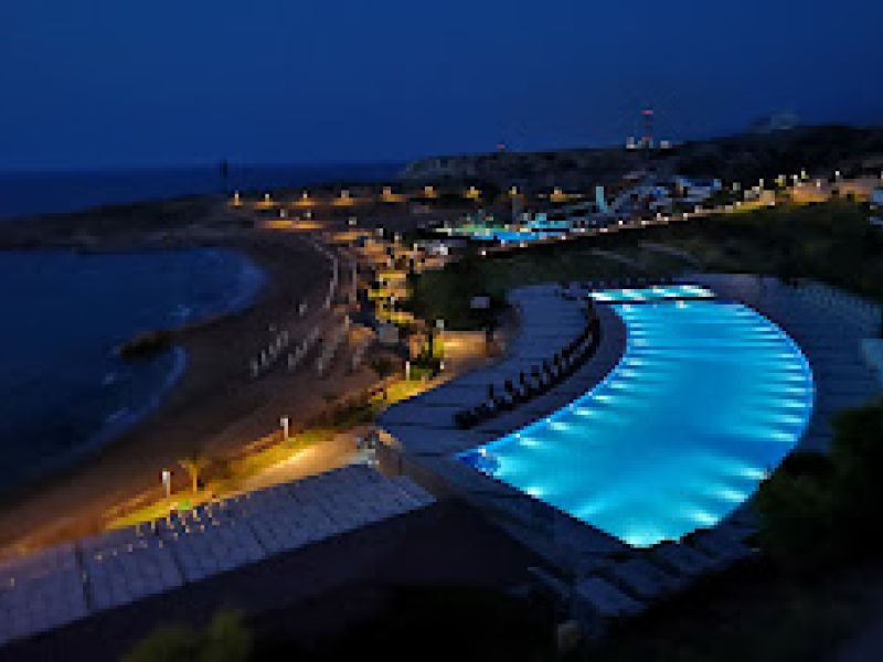 Elexus Resort and SPA Hotel