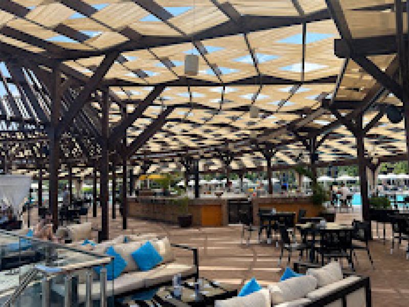 Elexus Resort and SPA Hotel