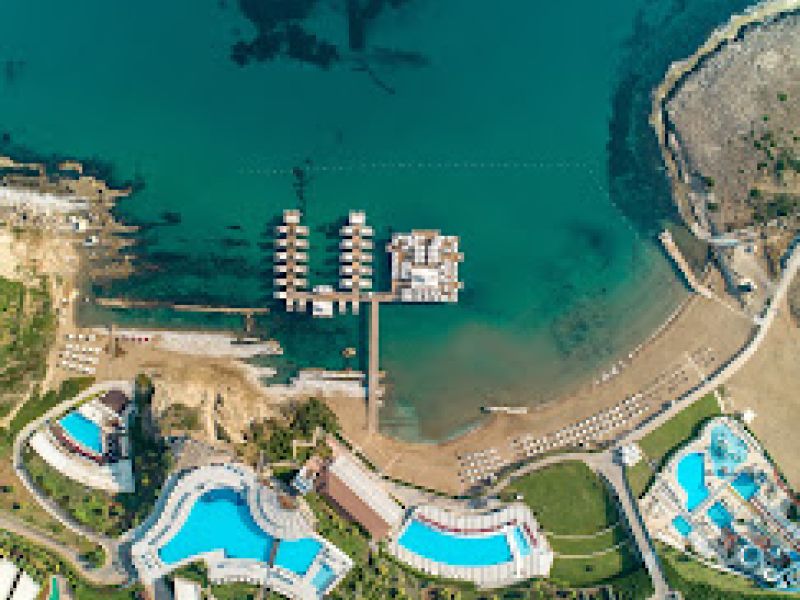 Elexus Resort and SPA Hotel