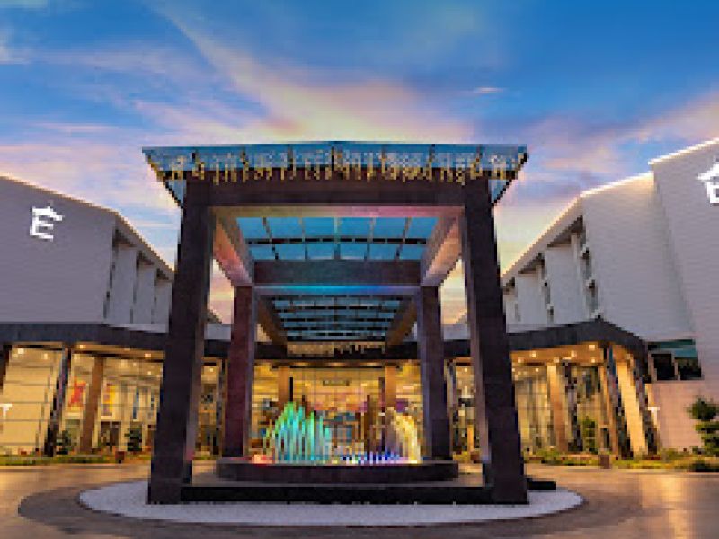 Elexus Resort and SPA Hotel