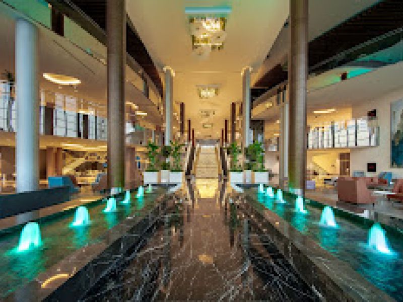 Elexus Resort and SPA Hotel