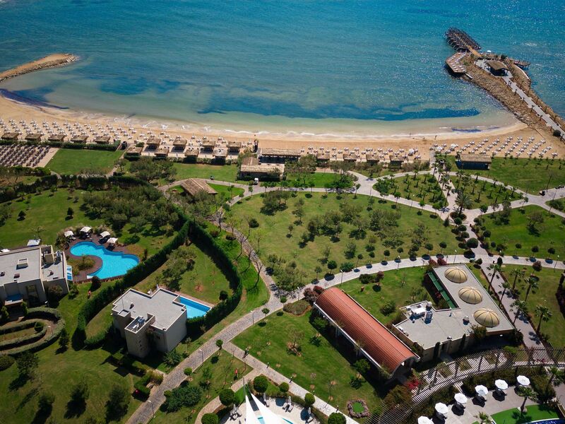 Concorde Luxury Resort Hotel