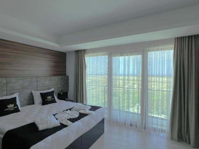 Crown Salamis Hotel