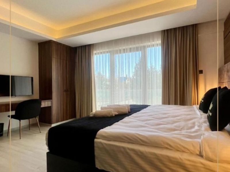 Crown Salamis Hotel