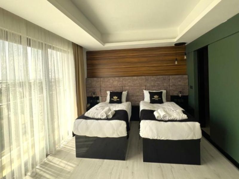 Crown Salamis Hotel