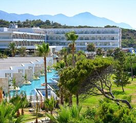 Acapulco Resort Convention Spa Hotel