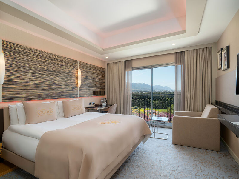 Cratos Premium Hotel