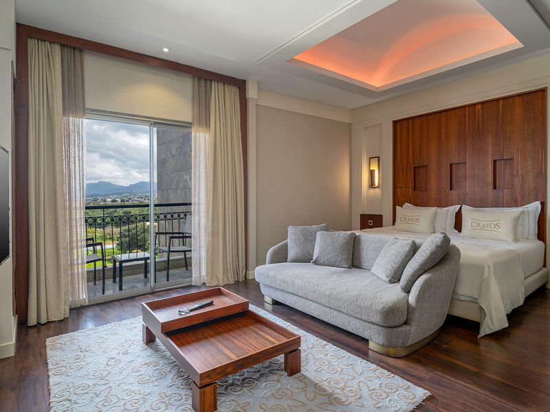 Cratos Premium Hotel