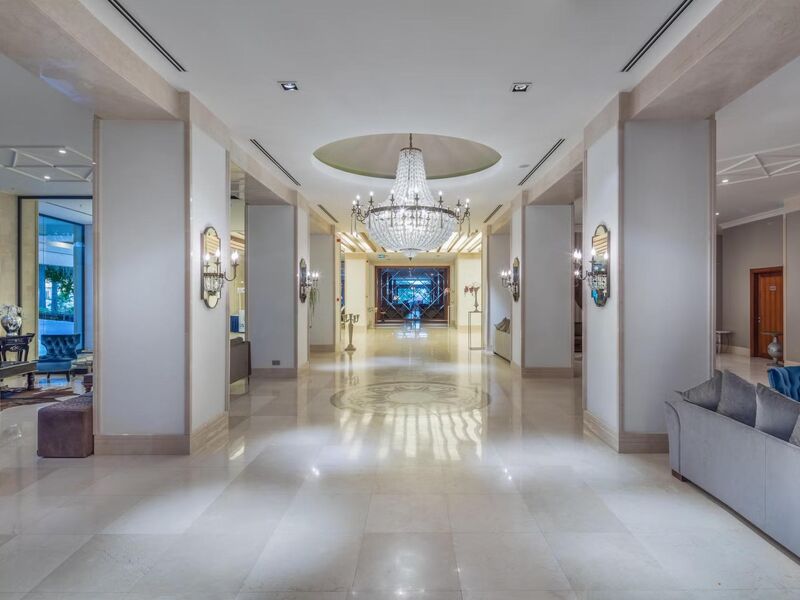 Acapulco Resort Convention Spa Hotel