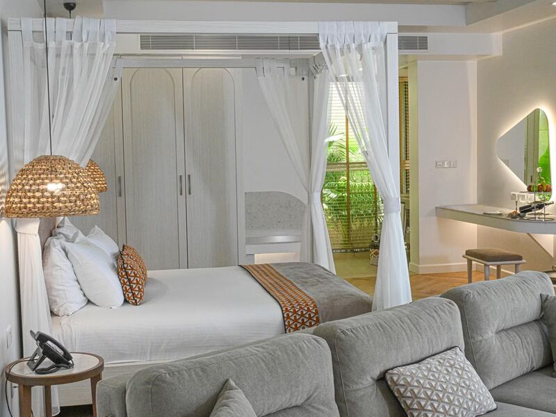 Acapulco Resort Convention Spa Hotel
