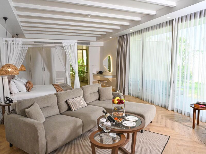Acapulco Resort Convention Spa Hotel