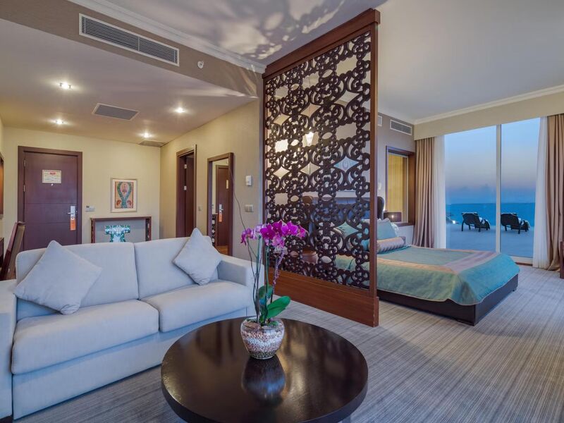 Acapulco Resort Convention Spa Hotel