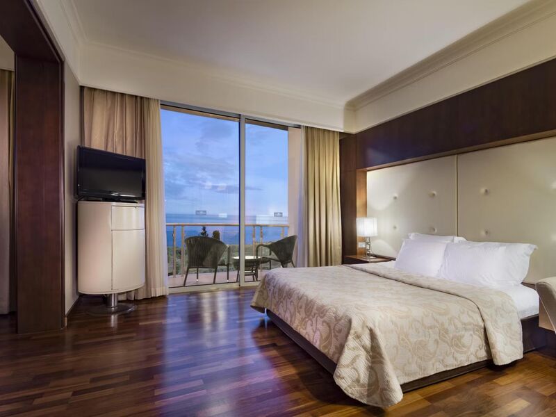 Acapulco Resort Convention Spa Hotel