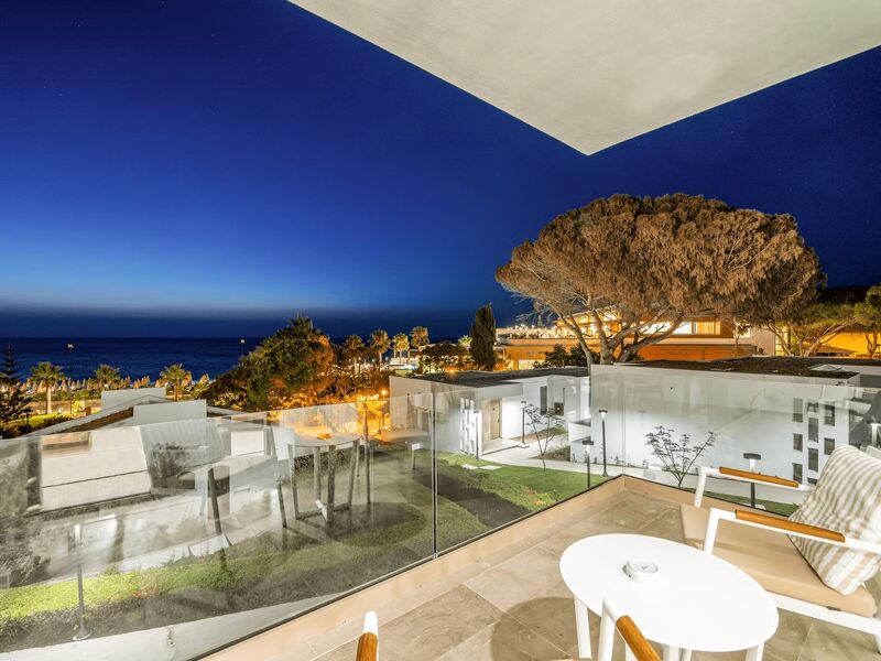 Acapulco Resort Convention Spa Hotel