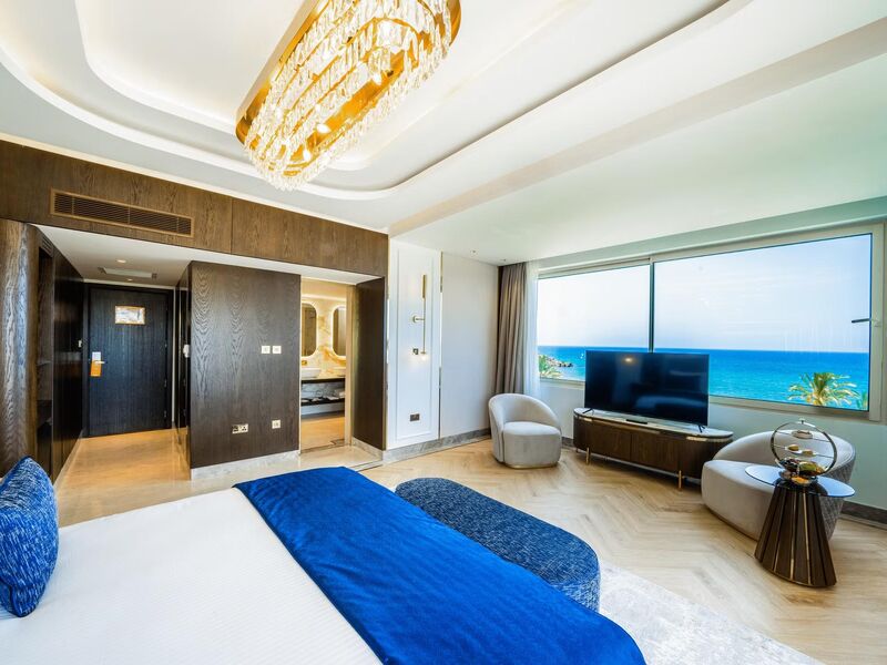 Acapulco Resort Convention Spa Hotel
