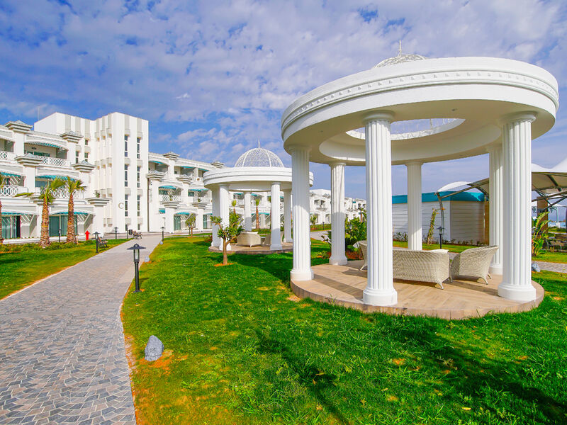 Limak Cyprus Deluxe Hotel
