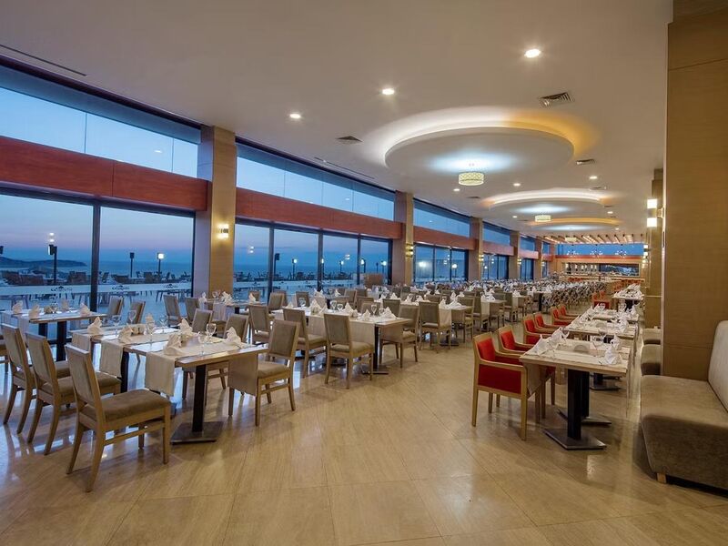 Acapulco Resort Convention Spa Hotel