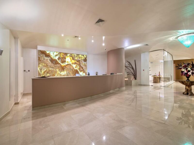 Acapulco Resort Convention Spa Hotel
