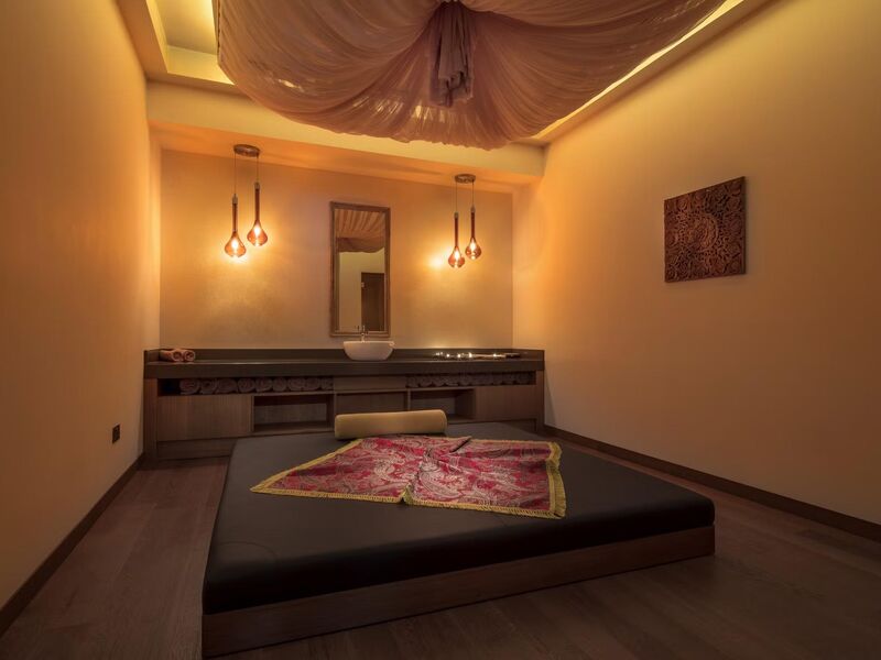 Acapulco Resort Convention Spa Hotel
