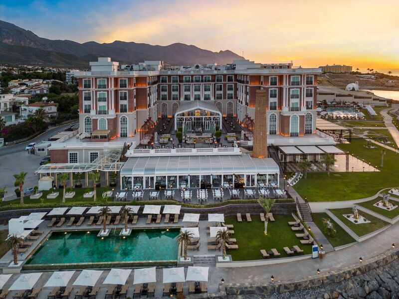 Kaya Palazzo Resort Hotel