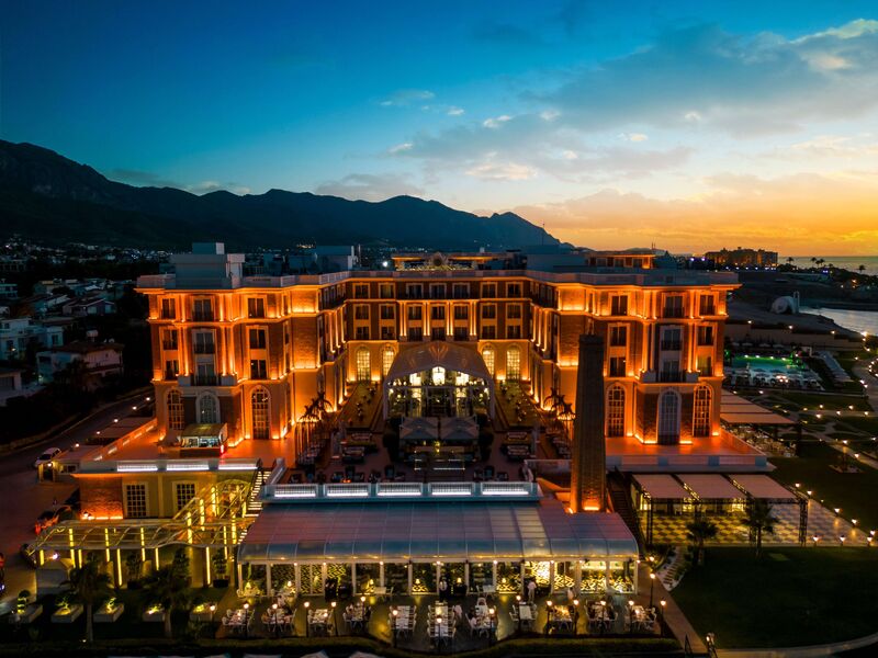 Kaya Palazzo Resort Hotel